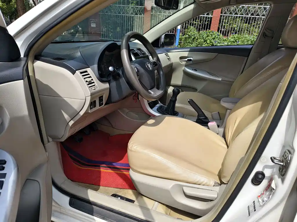 Toyota Corolla — миниатюра 8