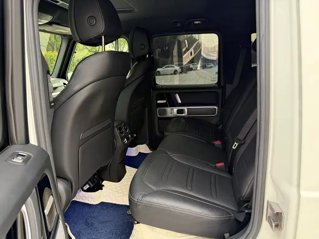 Mercedes-Benz G-Class — миниатюра 11