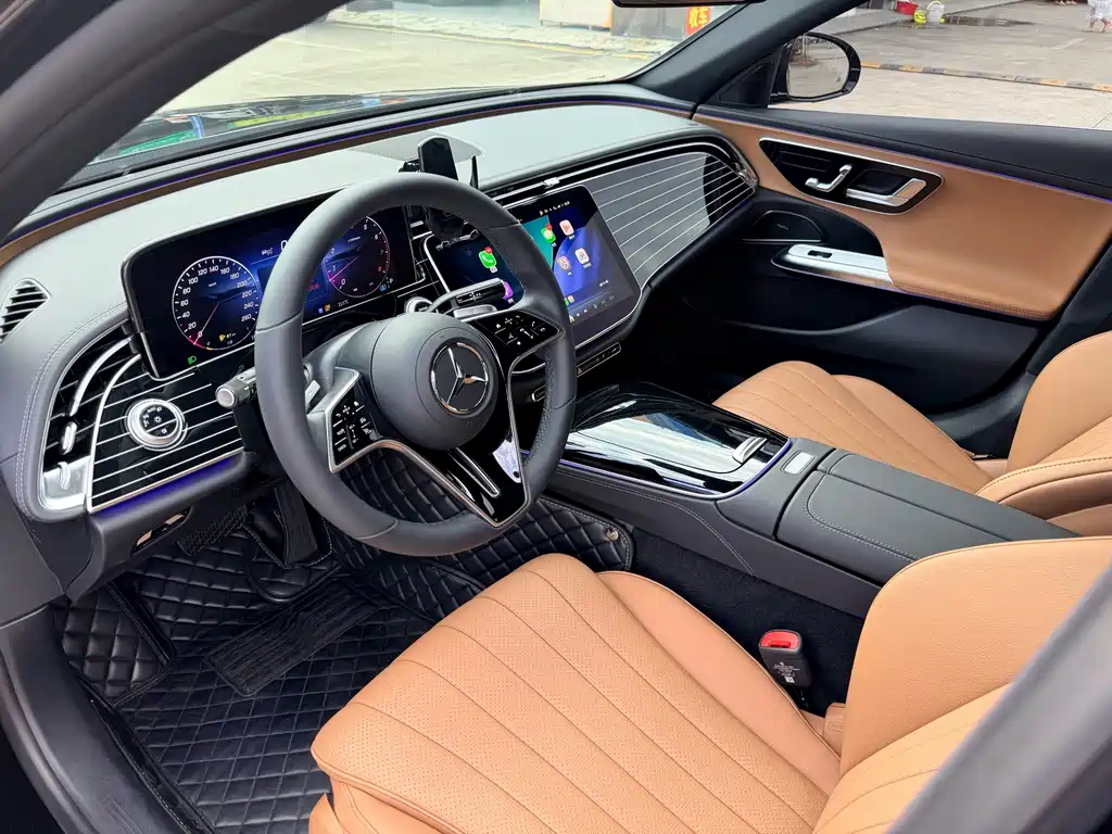 Mercedes-Benz E-Class — миниатюра 5