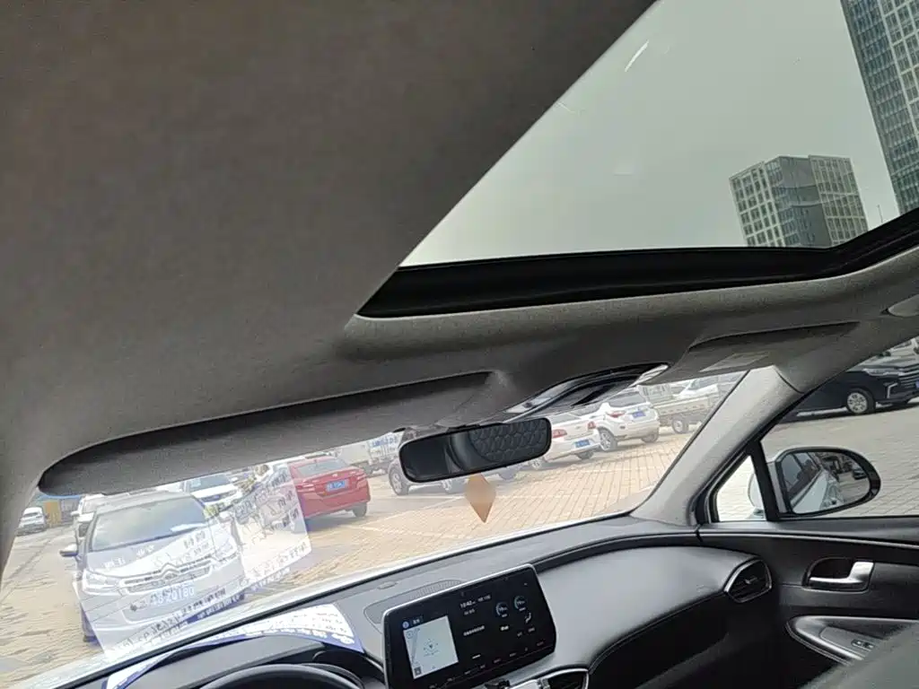 Hyundai Santa Fe — миниатюра 18