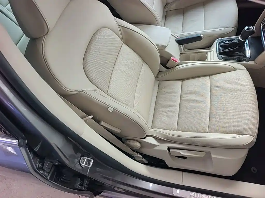 Skoda Superb — миниатюра 25