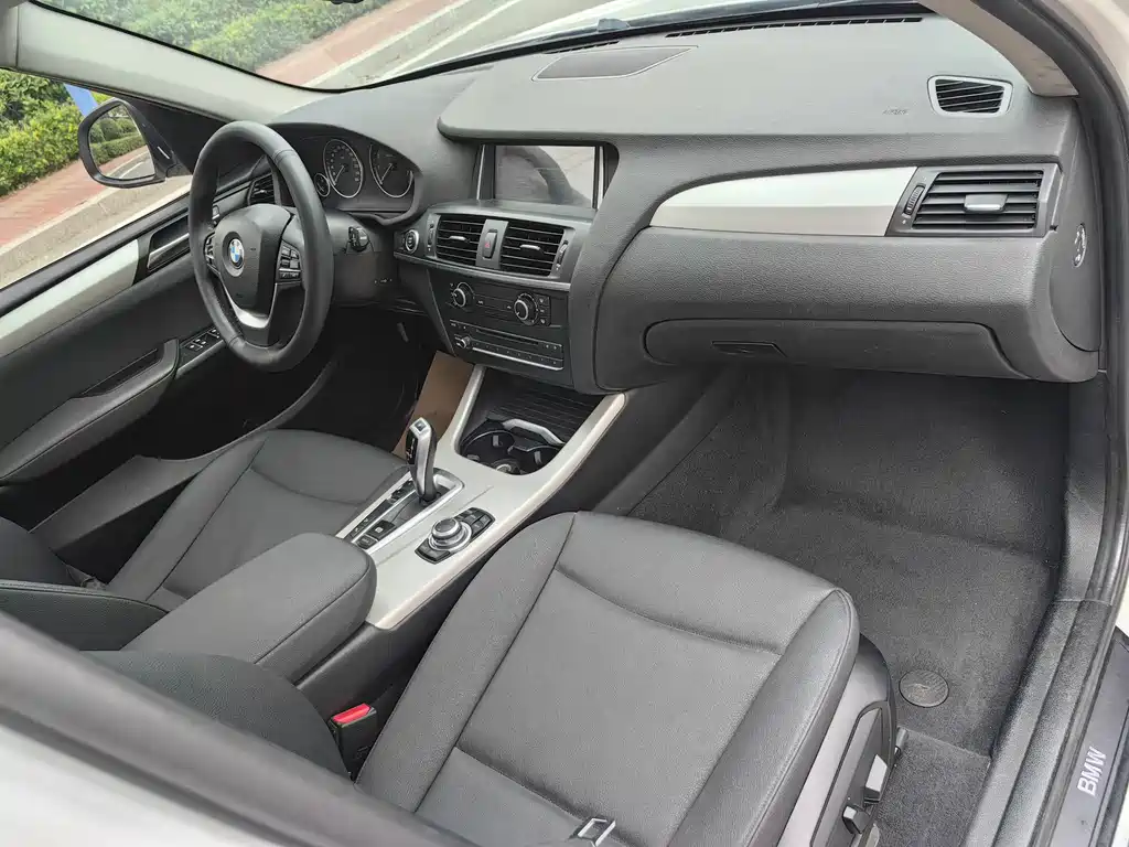 BMW X3 (Import) — миниатюра 14