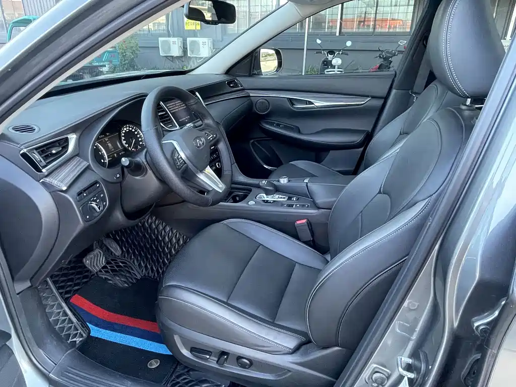 Infiniti QX50 — миниатюра 33