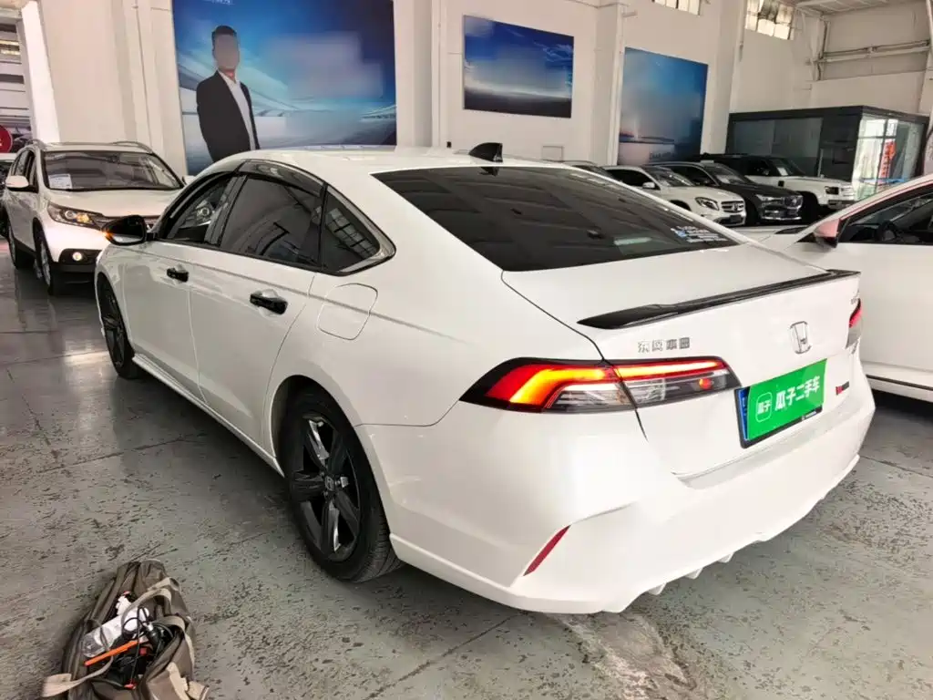 Honda Inspire — миниатюра 5
