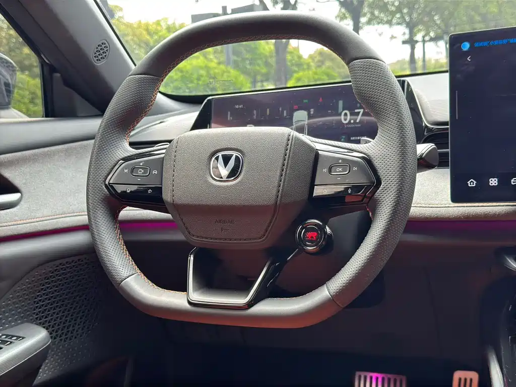 Changan UNI-V — миниатюра 12