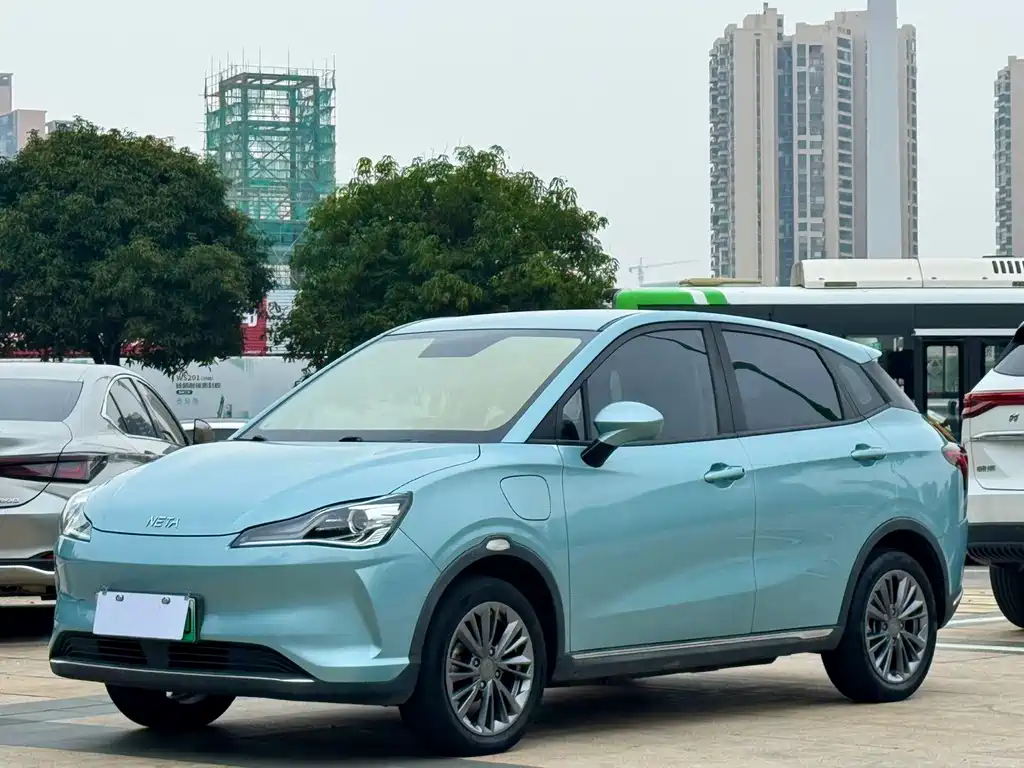 Neta Neta V 2022