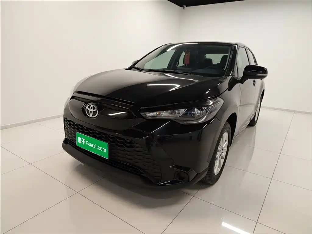 Toyota Frontlander 2024