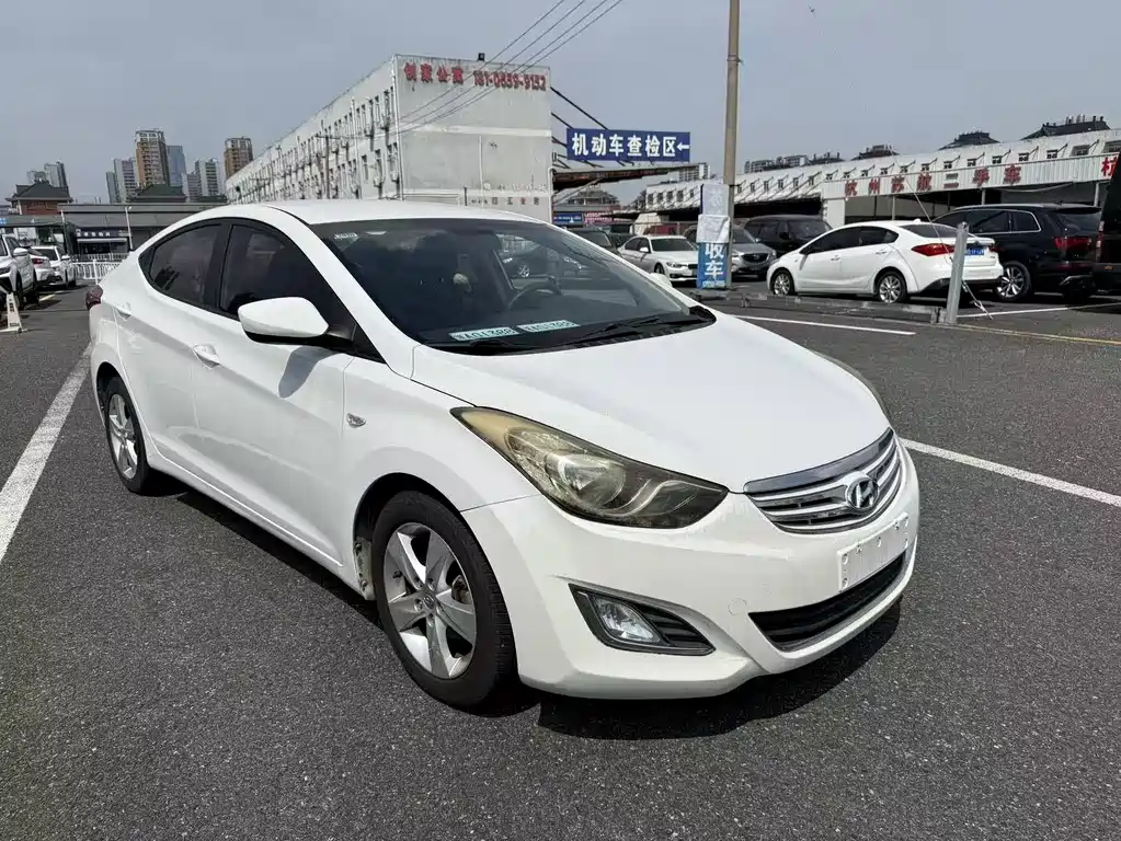 Hyundai Elantra Langdong — миниатюра 3