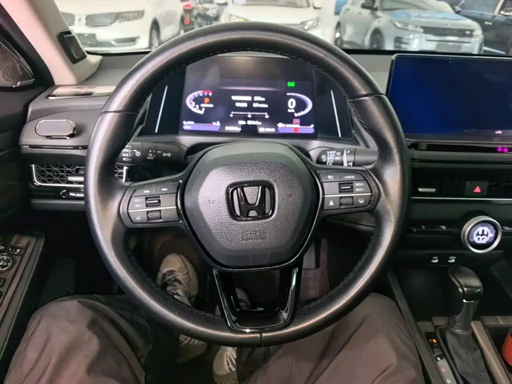 Honda Inspire — миниатюра 11