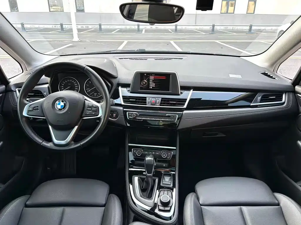 BMW 2 SERIES STATION WAGON