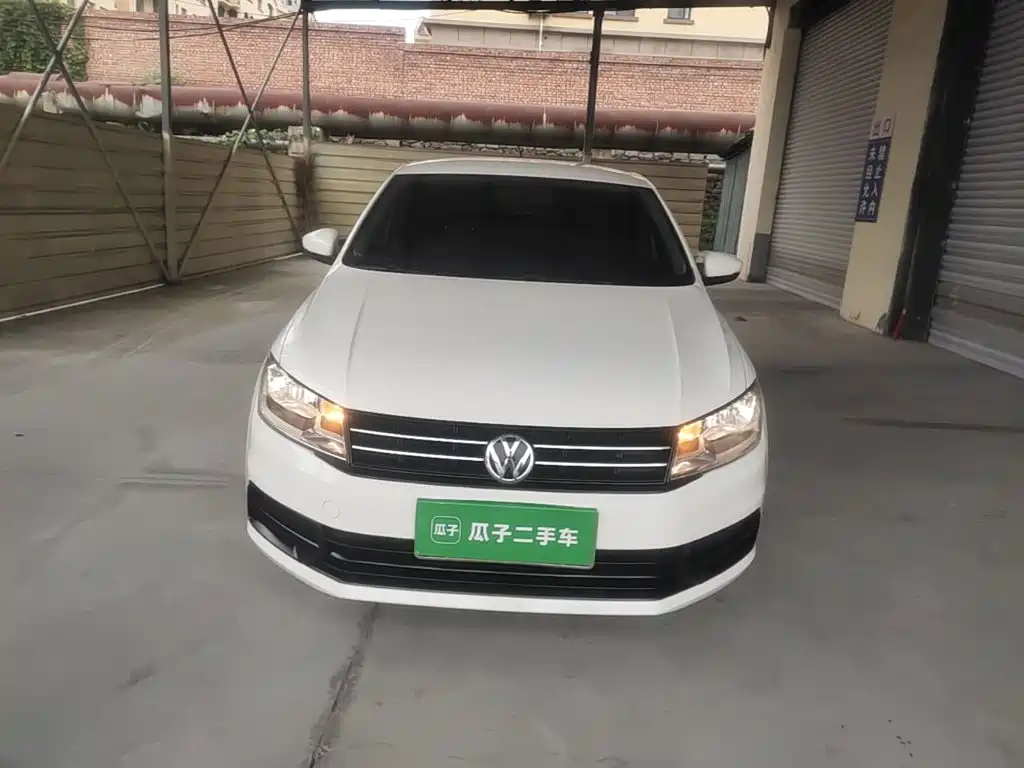 Volkswagen Santana — миниатюра 3