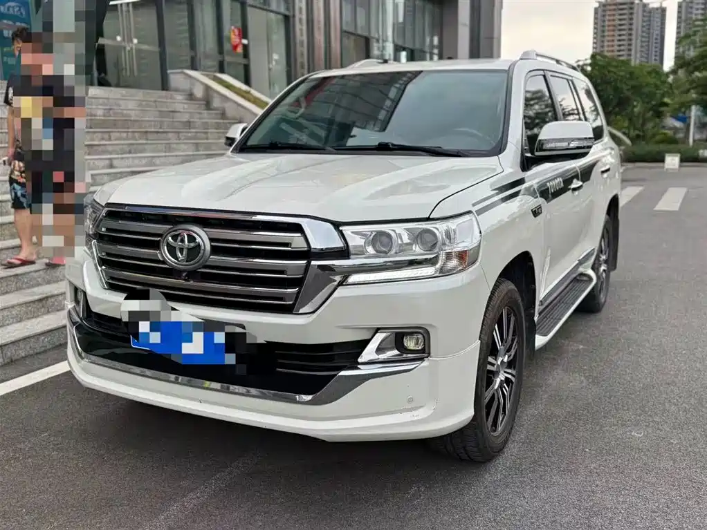 Toyota Land Cruiser 2020