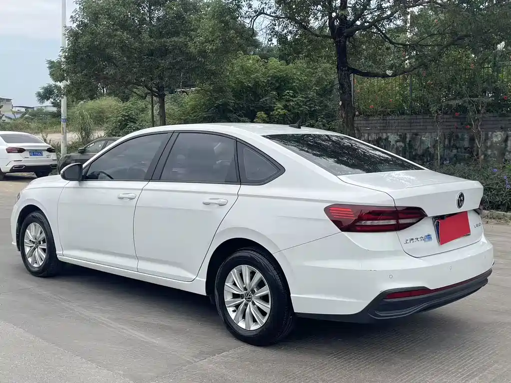 Volkswagen Lavida — миниатюра 7