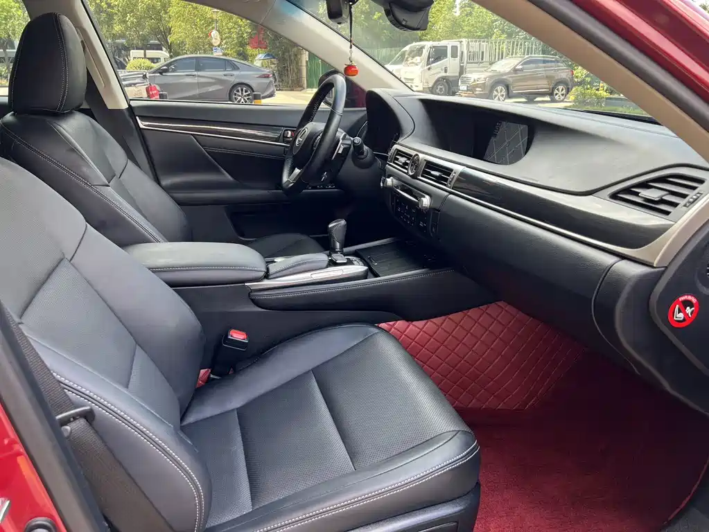Lexus GS — миниатюра 11