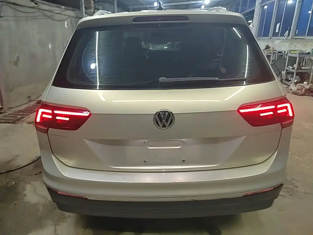 Volkswagen Tiguan L — миниатюра 6