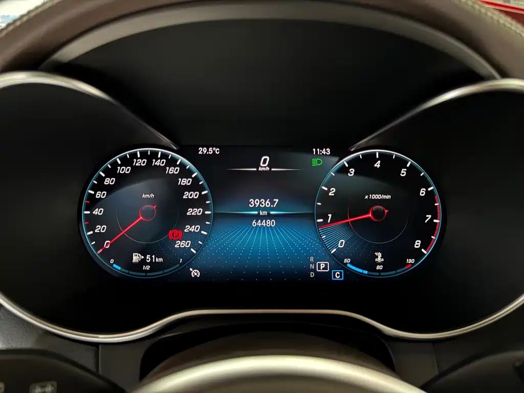 Mercedes-Benz GLC — миниатюра 6