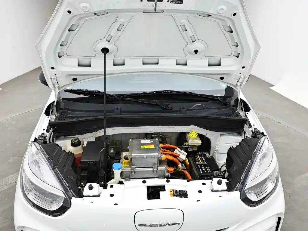 Roewe Clever — миниатюра 16