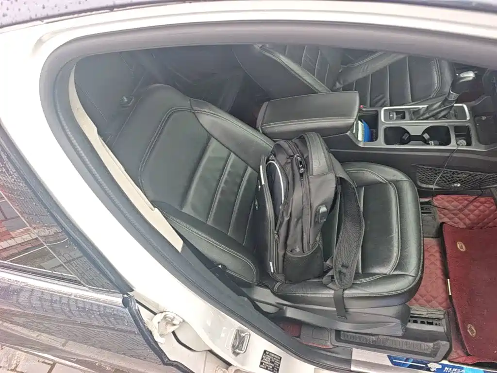 Ford Kuga — миниатюра 25