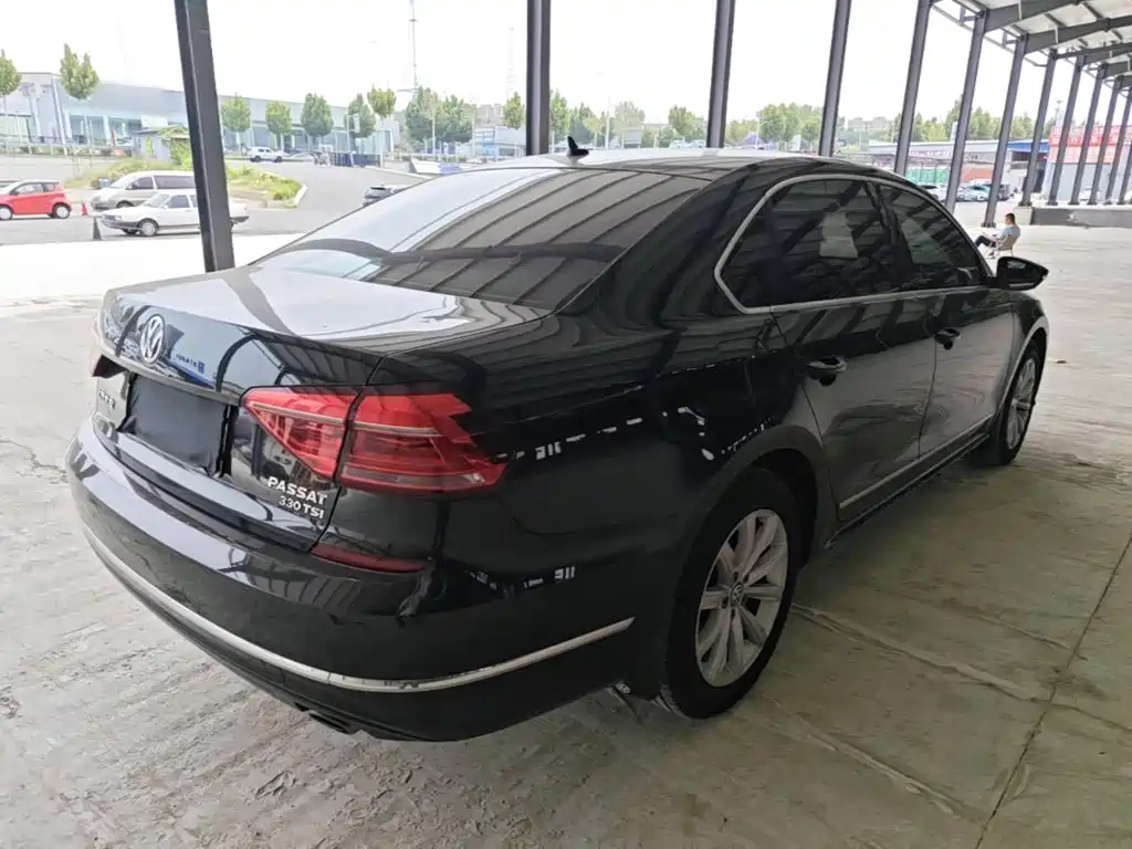 Volkswagen Passat — миниатюра 7