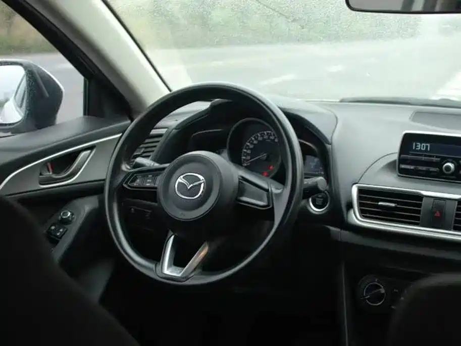 Mazda 3 Axela — миниатюра 3
