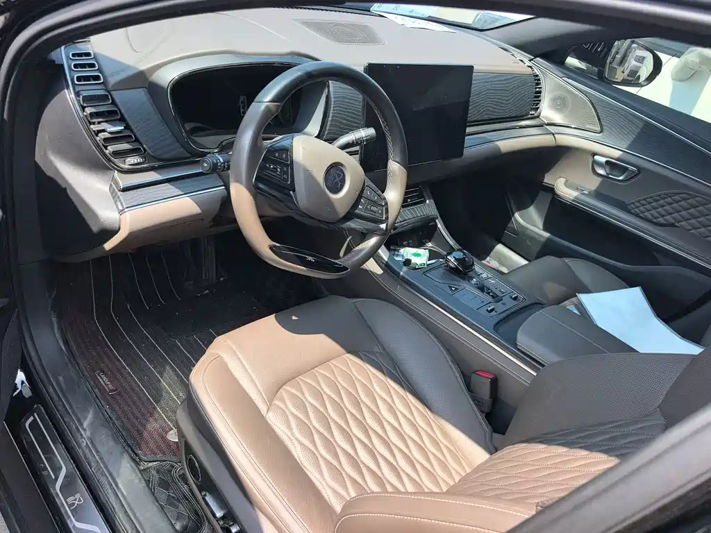 BYD Han — миниатюра 10
