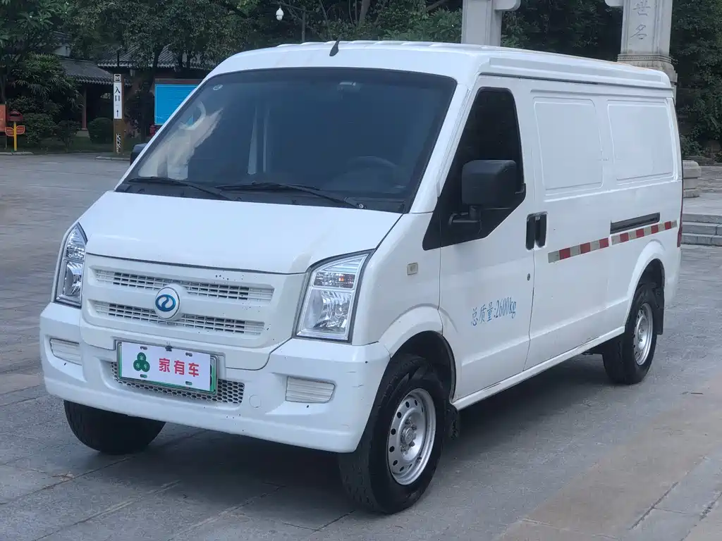 Ruichi Ruichi EC35 2022