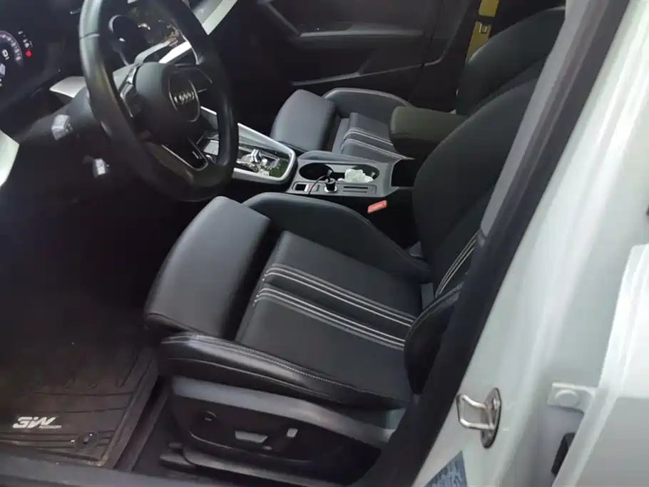 Audi A3 2023 Sportback 35 TFSI Fashion Sport