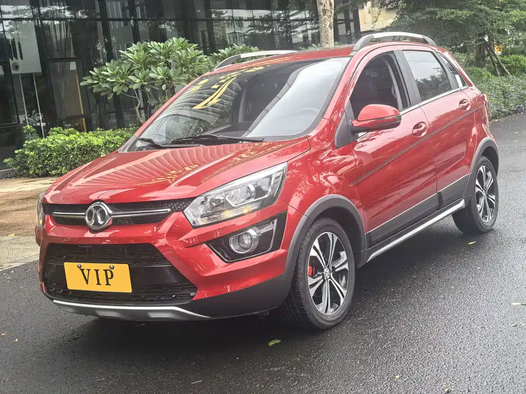 BAIC Senova X25