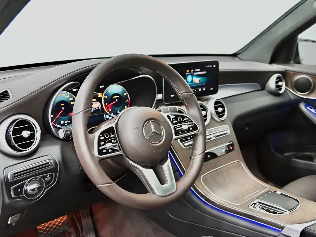Mercedes-Benz GLC — миниатюра 16