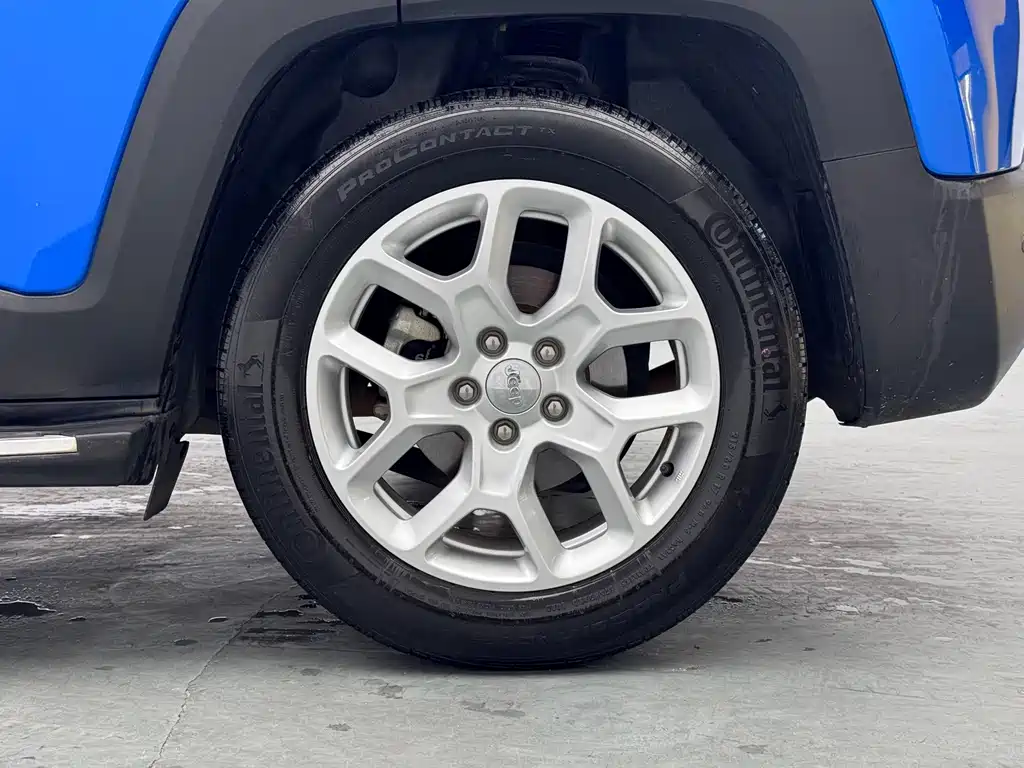 Jeep Renegade — миниатюра 8