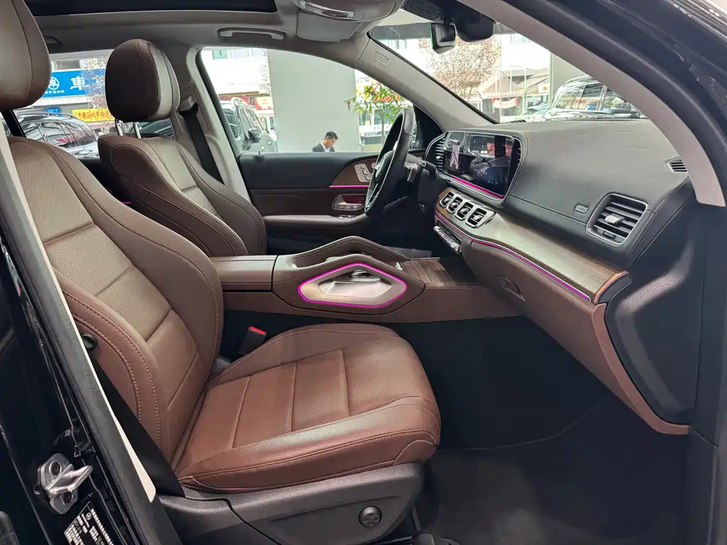 Mercedes-Benz GLE (Import) — миниатюра 15
