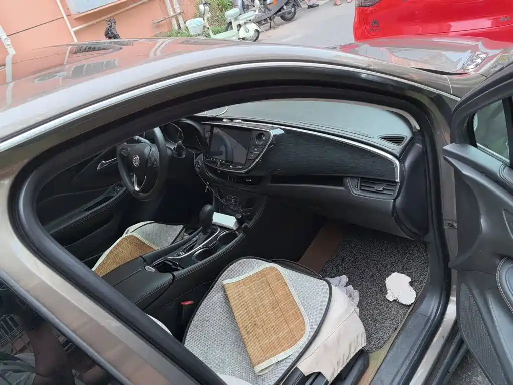 Buick Envision Plus — миниатюра 20