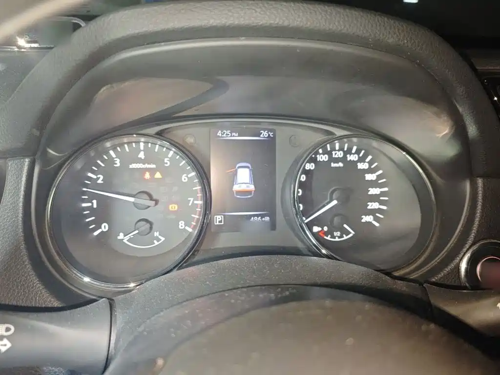 Nissan X-Trail — миниатюра 4