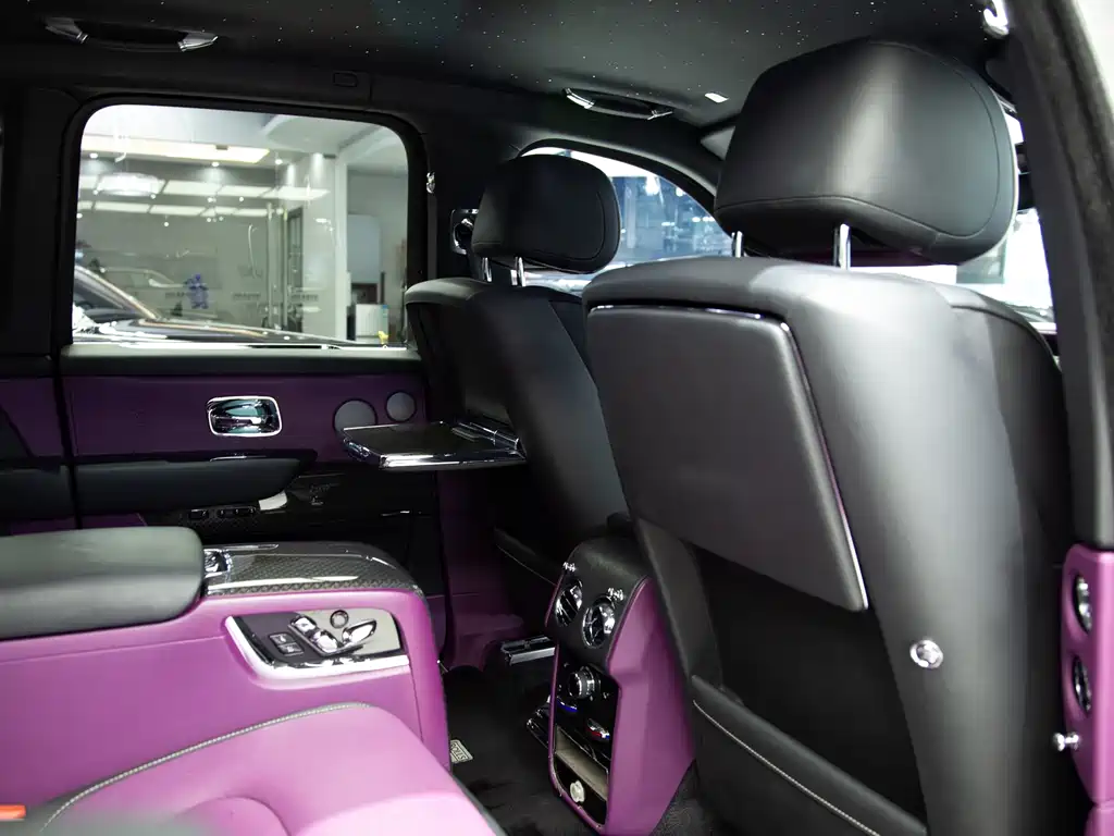 Rolls-Royce Cullinan — миниатюра 9
