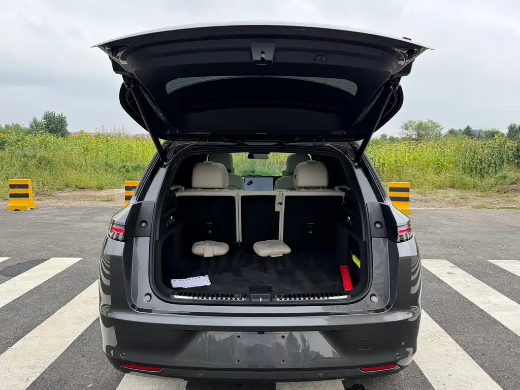 Li Auto Li L7 — миниатюра 10