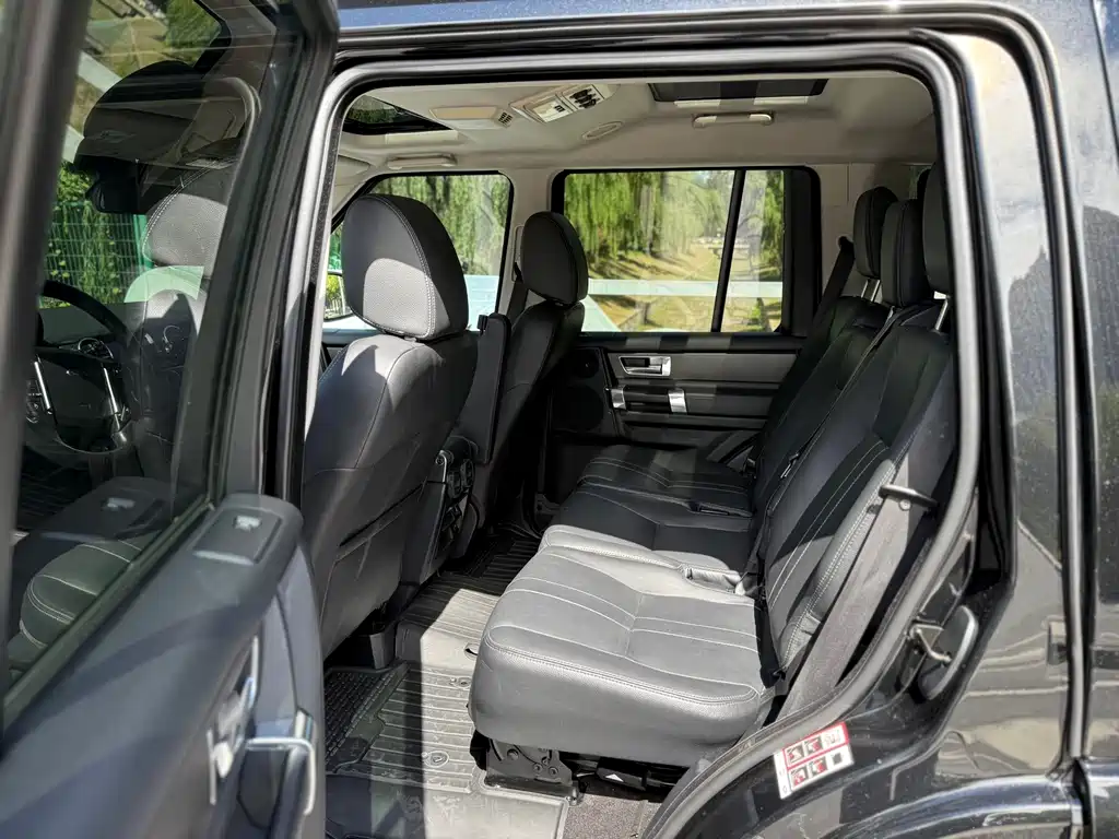 Land Rover Discovery — миниатюра 10