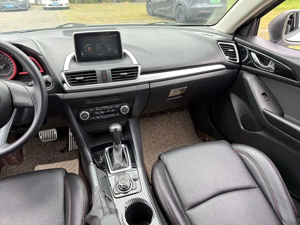 Mazda 3 Axela — миниатюра 9