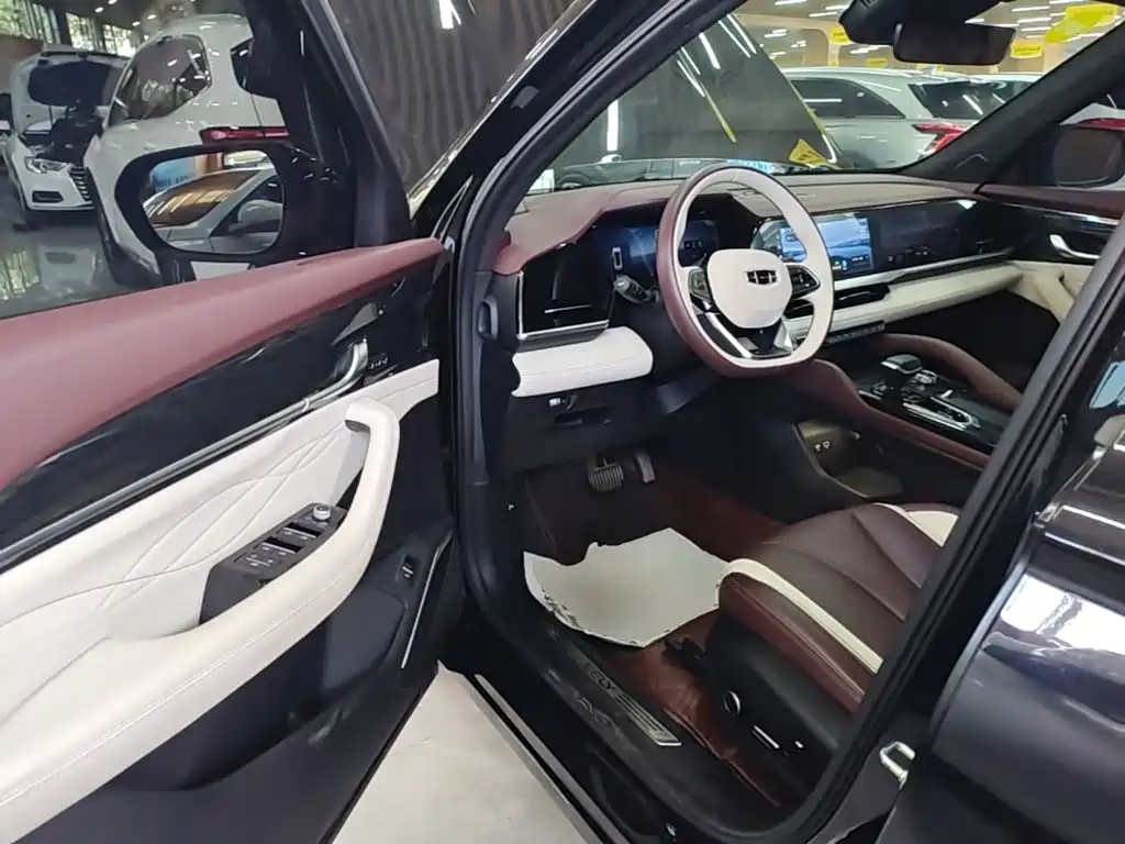 Geely Xingyue L — миниатюра 16