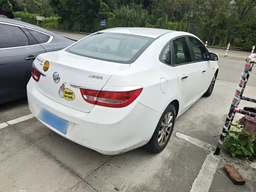 Buick Excelle — миниатюра 7