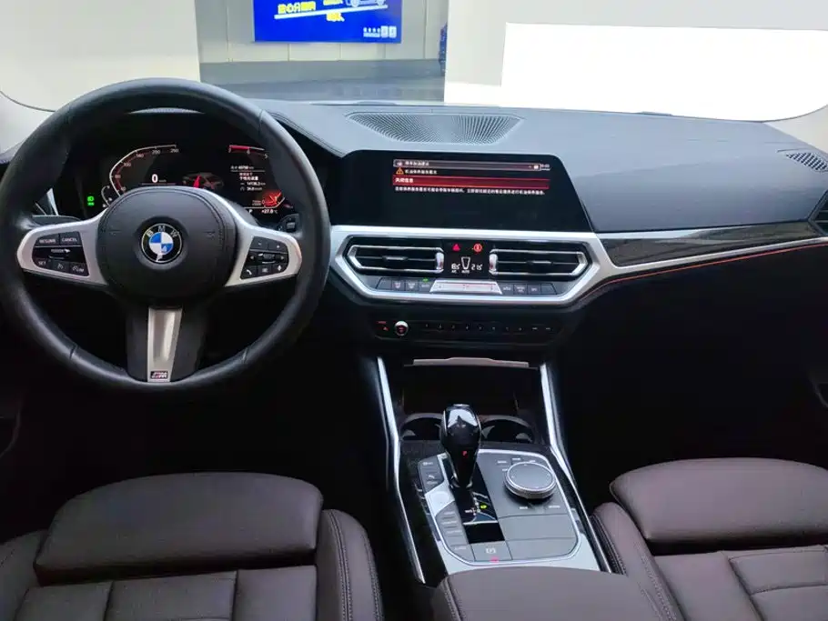 BMW 3 Series — миниатюра 12