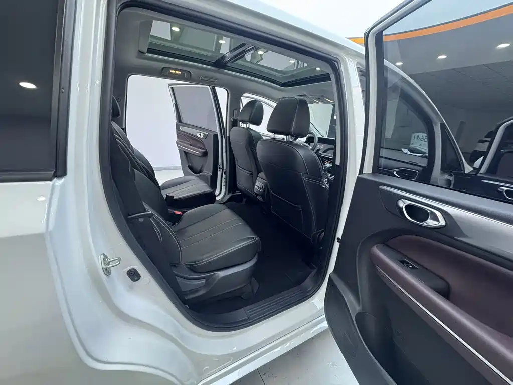 GAC Motor Trumpchi M6 — миниатюра 11