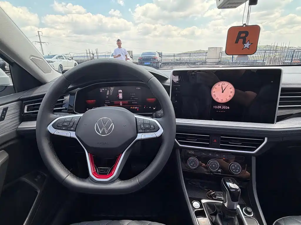Volkswagen Sagitar — миниатюра 15