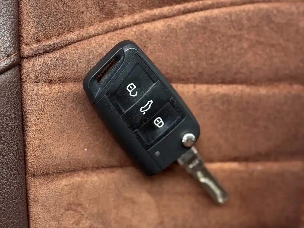 Volkswagen Golf — миниатюра 12
