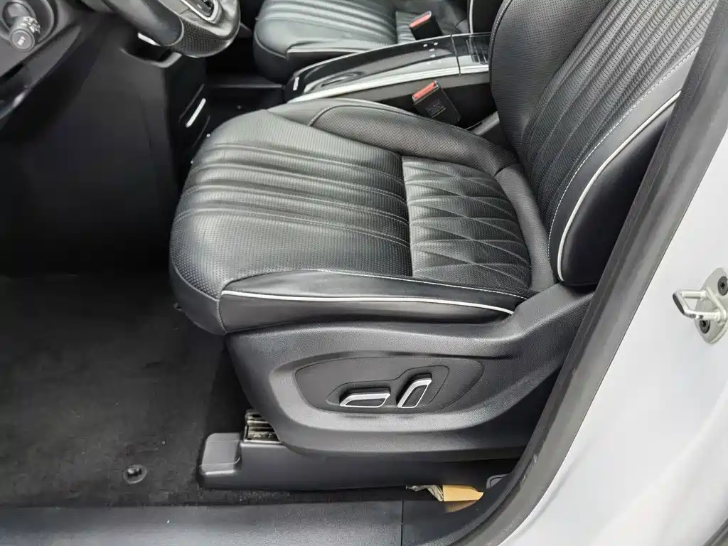 Roewe iMAX8 — миниатюра 20