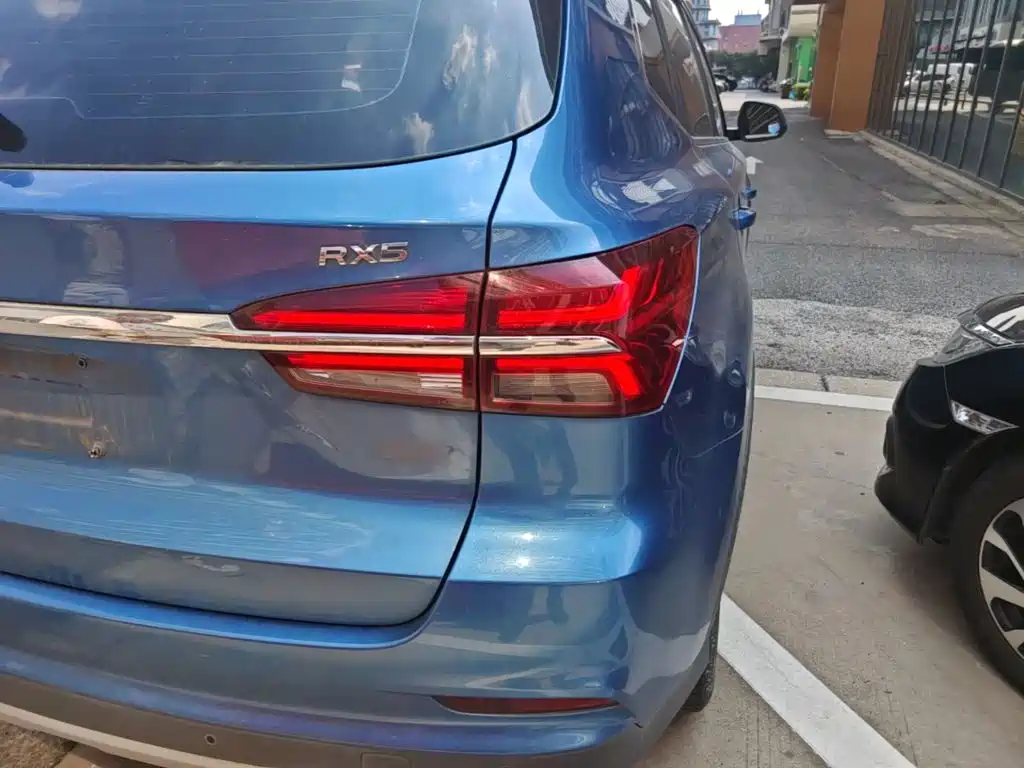 Roewe RX5 — миниатюра 8