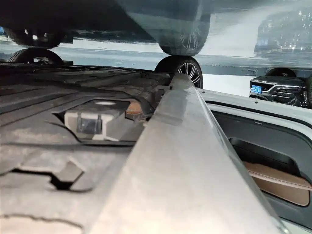 Volvo S60 - фото 21