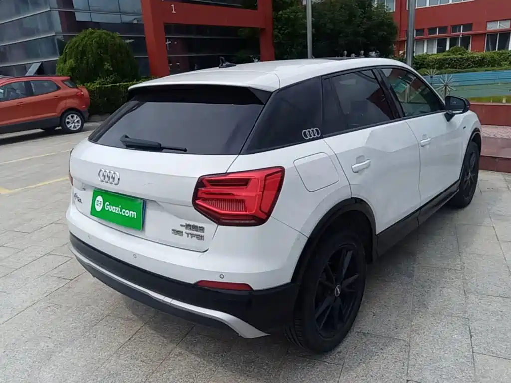 Audi Q2L — миниатюра 7