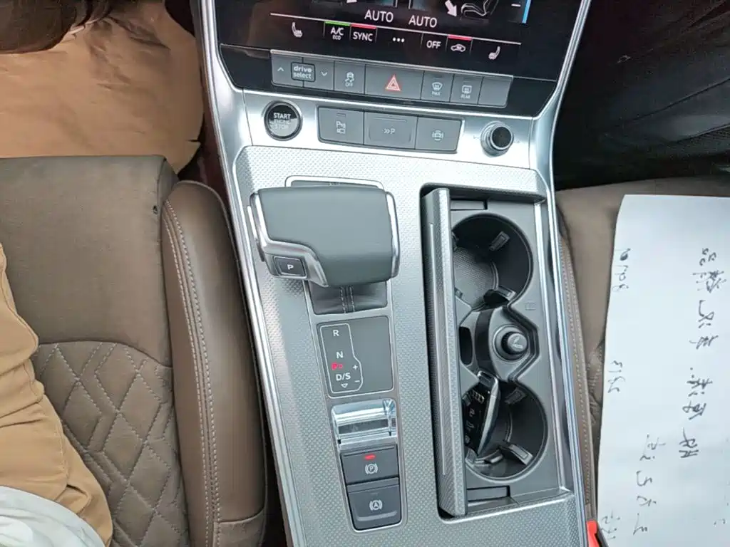 Audi A7L — миниатюра 14