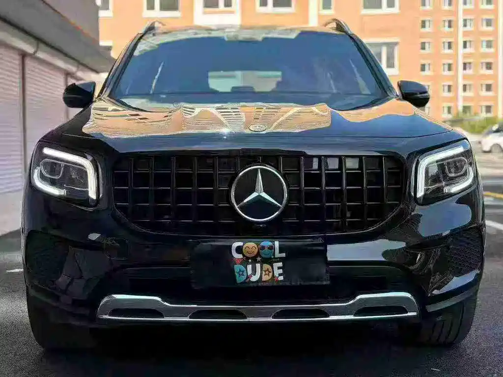Mercedes-Benz GLB — миниатюра 2