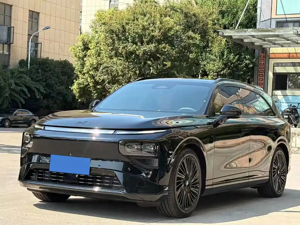 XPeng G9